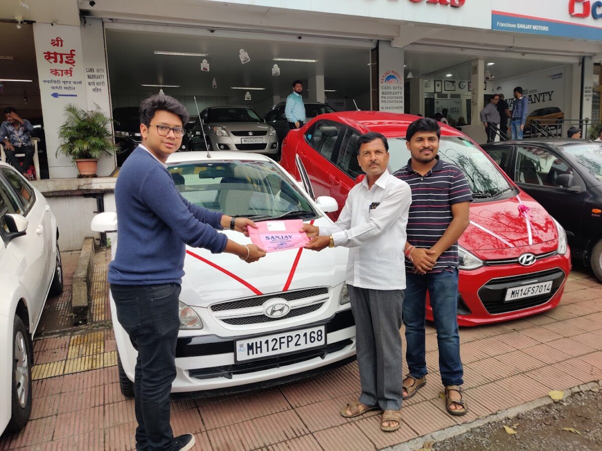 Sanjay Motors showroom